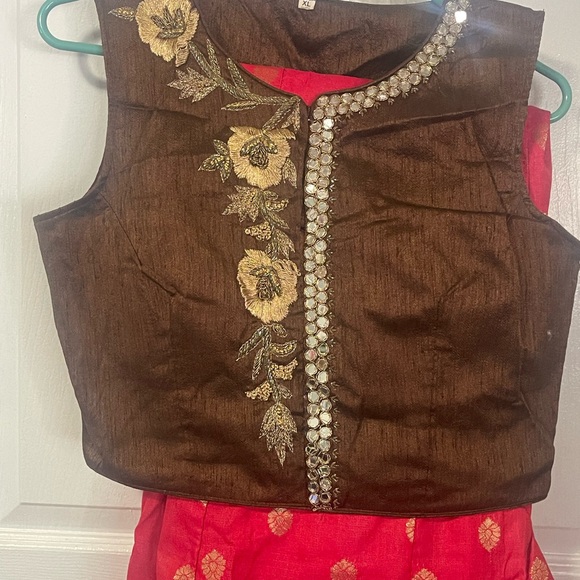 Choli suits - Picture 1 of 2
